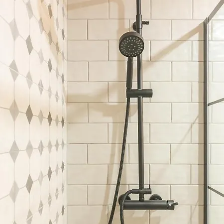 아파트 Spacious Campo D'ourique By Lisbeyond