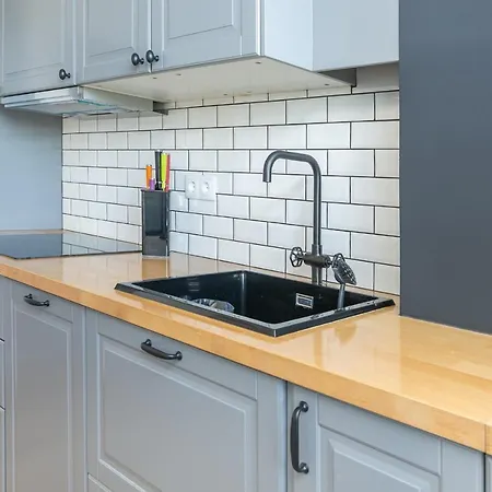 Spacious Campo D'ourique By Lisbeyond 리스본