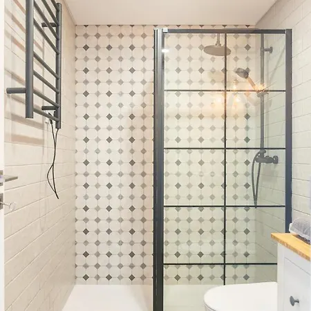 Spacious Campo D'ourique By Lisbeyond 아파트