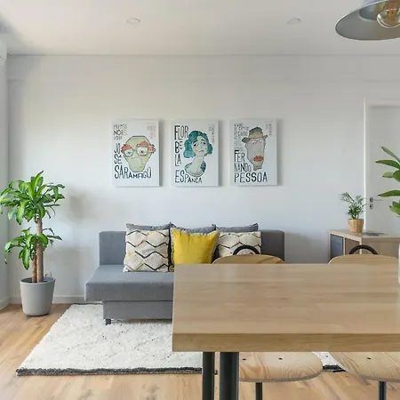 Spacious Campo D'ourique With Ac