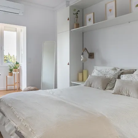 Appartement Spacious Campo D'ourique With Ac *